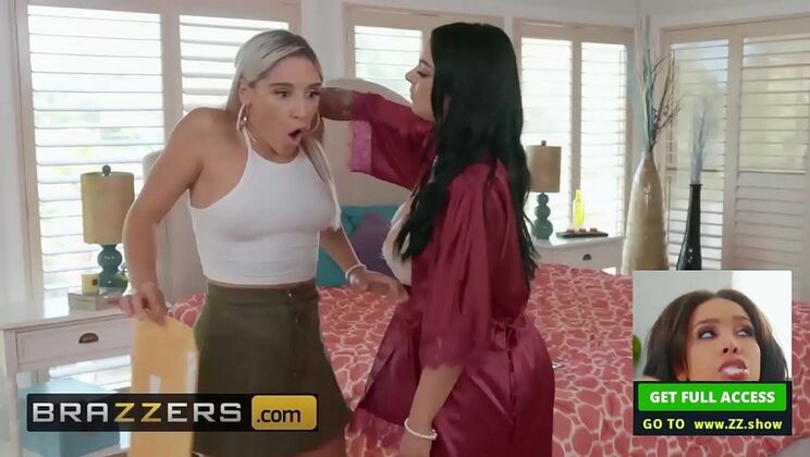 Abella Danger ve Payton Preslee birbirinin amını sürtüp boşalıyor