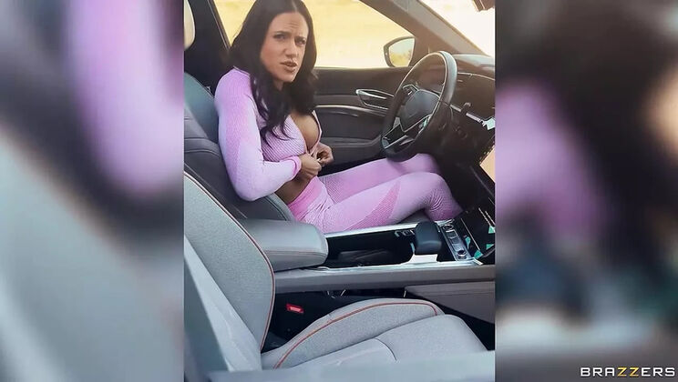 Azgın milf Penny Barber koca sikle vahşi şekilde kuduruyor
